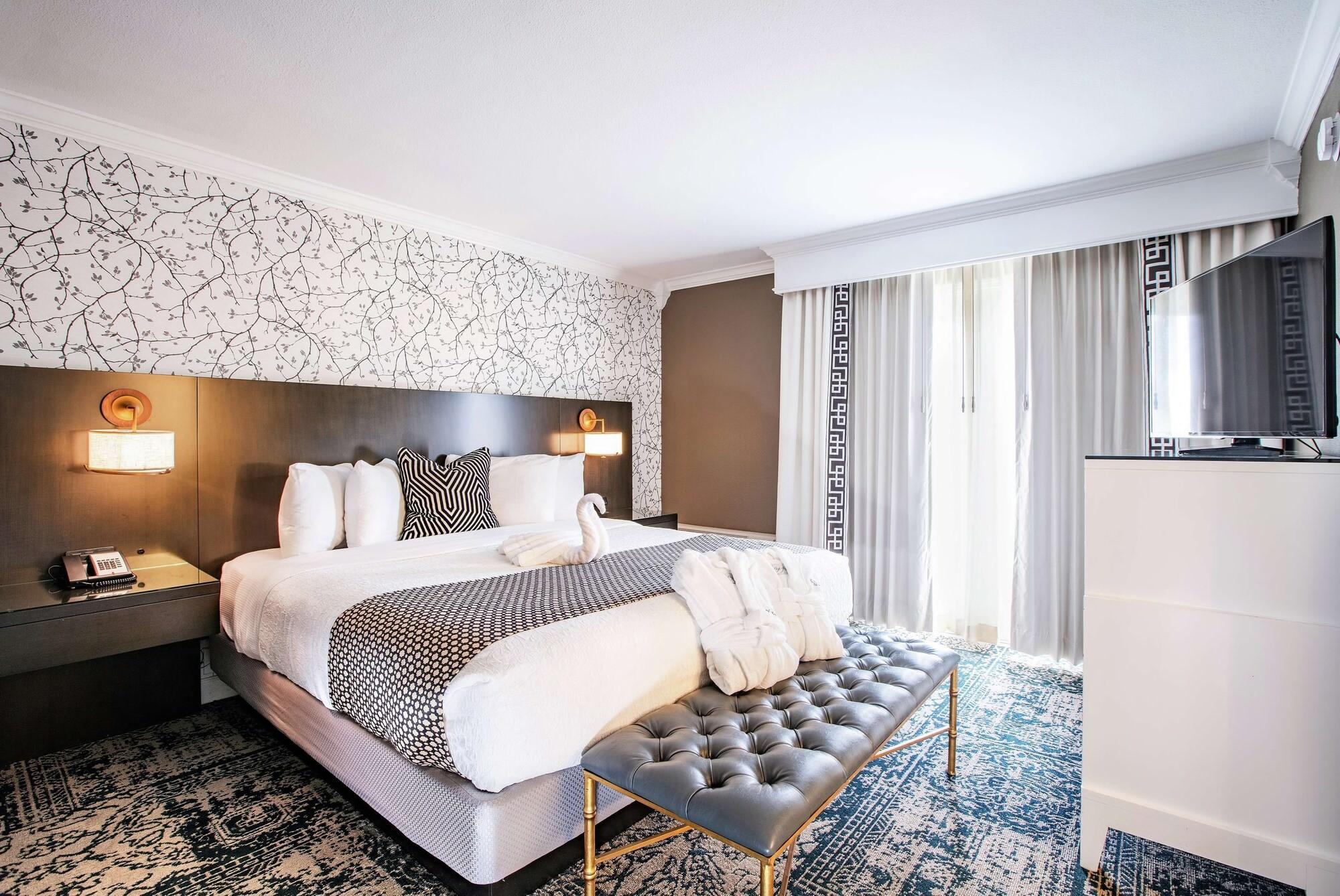 The Burgundy Hotel, Tapestry Collection By Hilton Литл-Рок Экстерьер фото